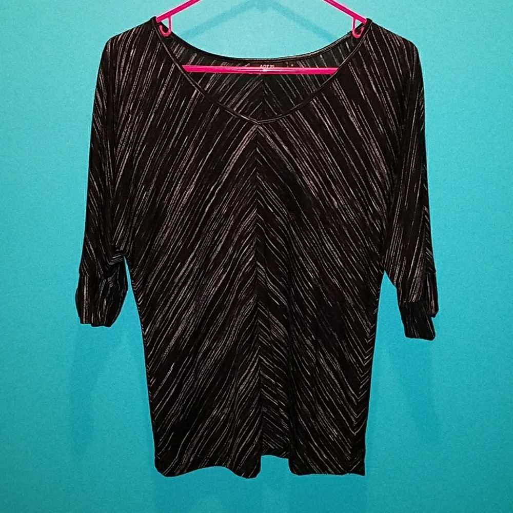Stripe black top